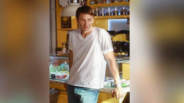 «Реалити-шоу спасло от мафии»: актер Александр Константинов — о возможностях, санкциях и ситуации в мире