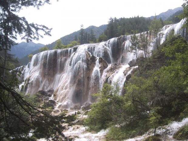 Долина Цзючжайгоу (12 фото) Долина Цзючжайгоу (12 фото)