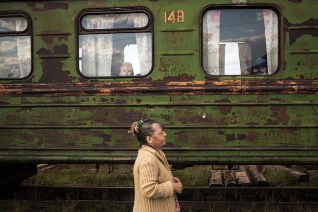 Ржавый одновагонный поезд, как символ надежды Архангельская область, как есть, нищета, россия, фото