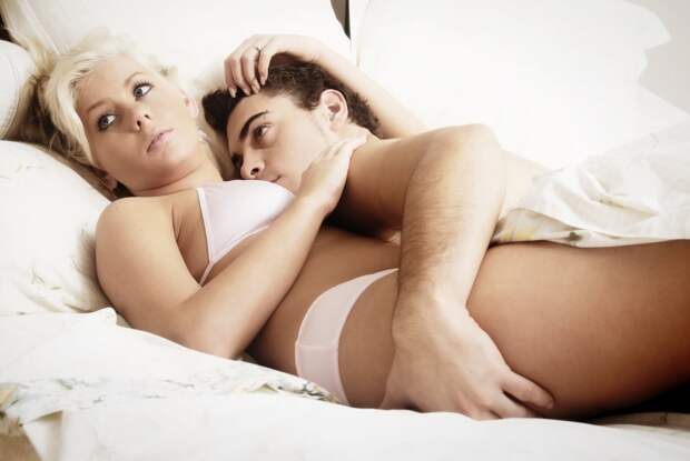 От рутины к страсти: 8 признаков скучного секса и способы его разнообразить
