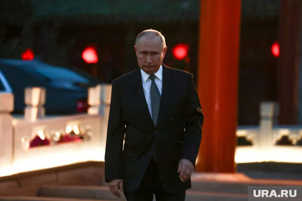 Носович: действия Трампа укрепляют многополярность и вынудят США идти на компромиссы