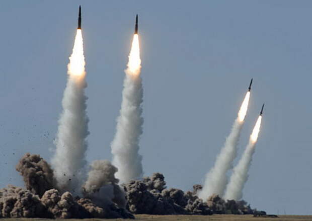 http://army-news.ru/images_stati/o_raketnykh_kompleksakh_iskander_2.jpg