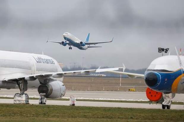 A Pobeda plane with Russian Kremlin critic Alexei Navalny takes off at Berlin Brandenburg Airport in Berlin, Germany, January 17, 2021. REUTERS/Axel Schmidt