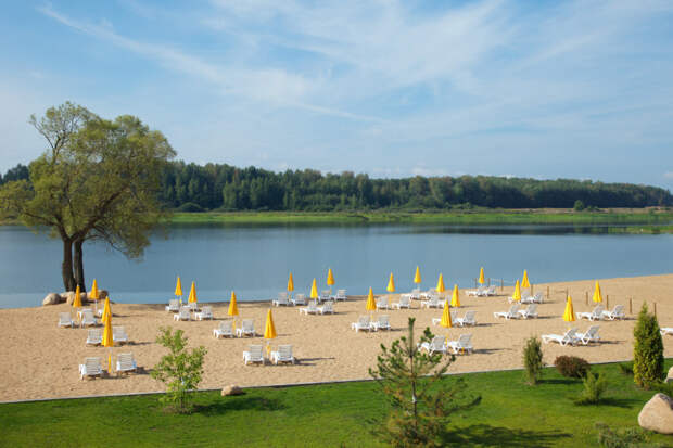 Частный пляж Radisson Resort & Residences, Zavidovo