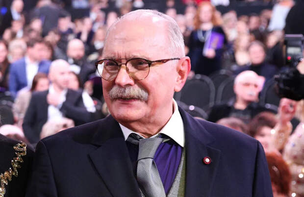 Людей обманули, и Никита Михалков вновь привёл факты