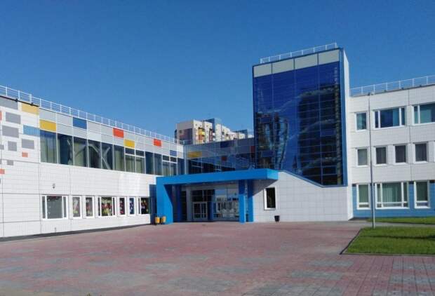 «Сравнил с геями после отказа маршировать»: красноярские школьники обвинили учителя в непедагогичности «Сравнил с геями после отказа маршировать»: красноярские школьники обвинили учителя в непедагогичности