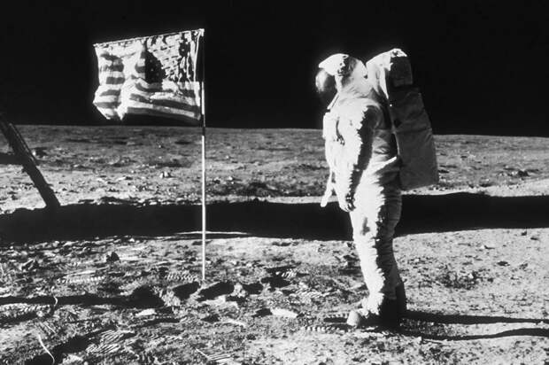 Нил Армстронг на Луне, 20.07.1969 года, Аполлон-11, не фейк 
