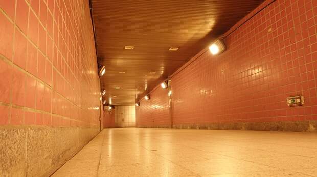 pedestrian-underpass-632693_640.jpg pedestrian-underpass-632693_640.jpg