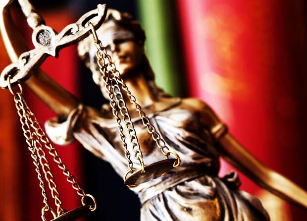 «Справедливость не всегда законна, закон не всегда справедлив»: Можно ли вершить правосудие своими руками?