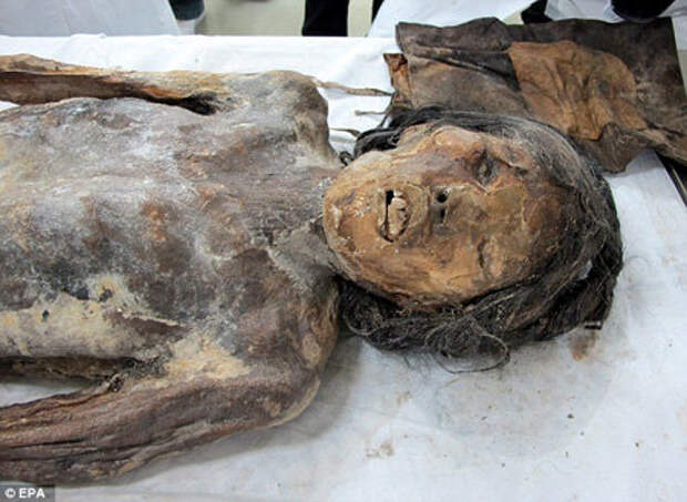Мумии женщины, найденной в Южной Корее, 500 лет - фото Daily Mail