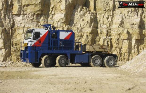Самый большой грузовик Nicolas Tractomas TR 10X10 D100.