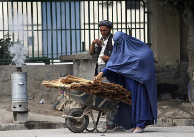 В Афганистане ужесточили дресс-код для женщин