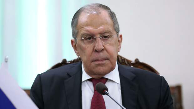 Лавров призвал не политизировать ситуацию вокруг COVID-19 