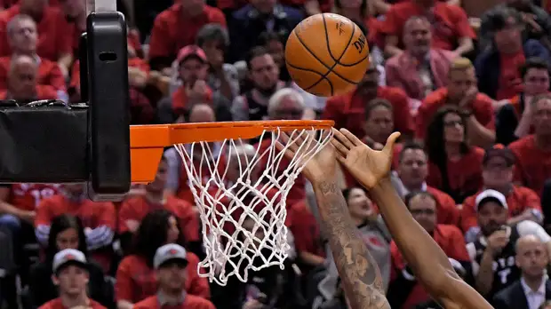 СМИ: В НБА обсудят возможность сокращения регулярного чемпионата