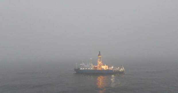В Карском море опрокинулся буксир "Байкал". Один человек пропал без вести