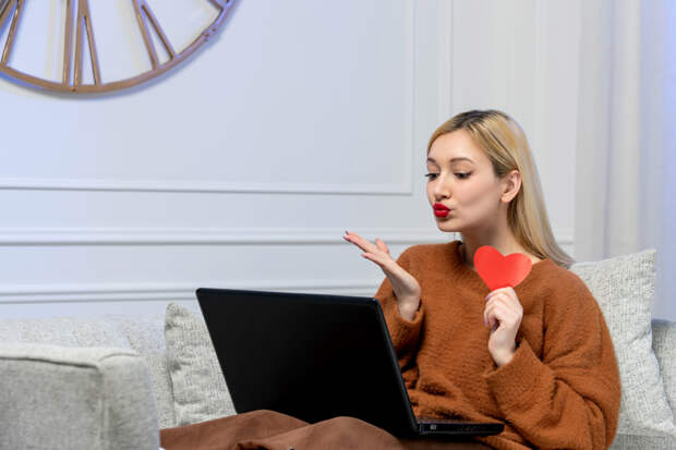 В ГД захотели связать сайты знакомств с «Госуслугами»