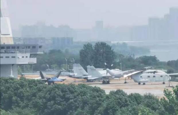 Shenyang FC-31 как будущее палубной авиации ВМС НОАК