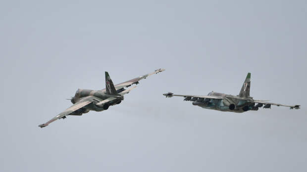 Су-25 уничтожили личный состав ВСУ. Лучшее видео из зоны СВО