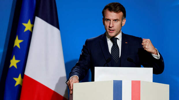 Макрон пообещал работать до последней секунды своего срока