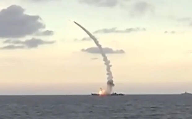 Минобороны: ВМФ РФ в 2023 году получил новые корабли, подлодки и более 7,7 тыс. средств поражения