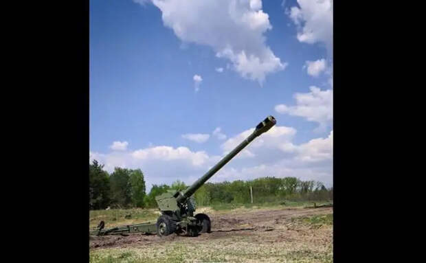 На вооружении ВСУ замечены югославские буксируемые гаубицы M-84 «НОРА-А», о поставках которых Киеву официально не сообщалось