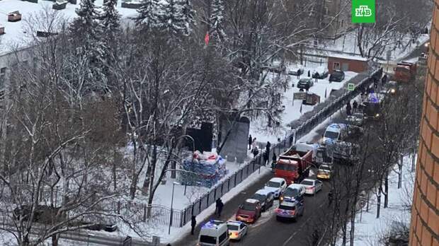 Убивший двух человек в МФЦ в Москве задержан