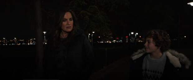Noah tells benson hes bisexual law and order svu