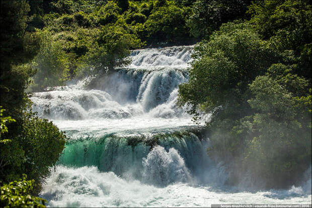 Экскурсия по одному из самых красивых водопадов Европы