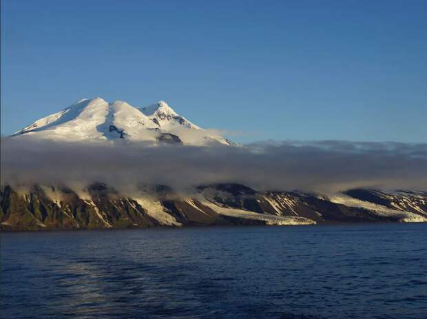 Остров Ян-Майнен, предположительно открытый Гудзоном в первое арктическое плавание