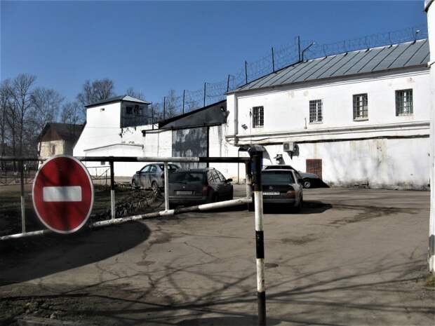 В Новгородской области союз чиновника и коммерсанта привёл обоих на скамью подсудимых