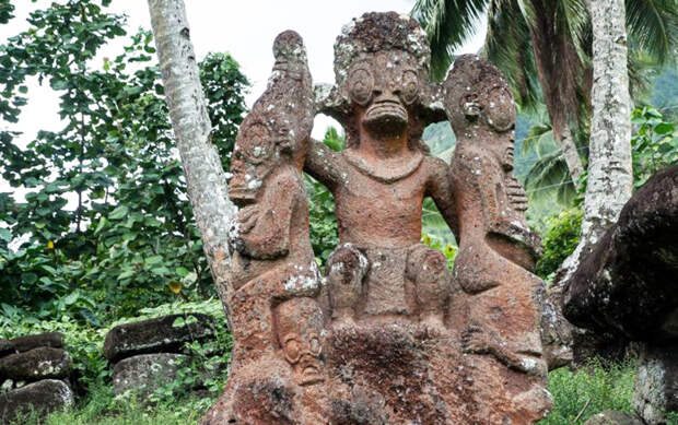 Идолы острова Нуку-Хива