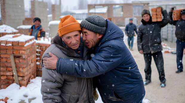 Приятель таджик рассказал почему нас не уважают у них на Родине. Почему к нам так относятся