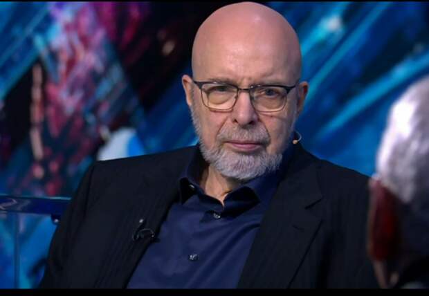 Саймсу и его супруге в США грозит до 60 лет заключения. Фактически, это смертный приговор. Фото: скриншот эфира Саймса на Первом канале.