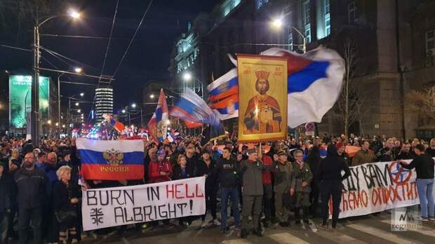 Ничто не ново под луной, новых партитур не написано, на белградском Майдане голосят участники государственного переворота. С разгромным счётом продувшие коалиции президента Вучича воскресные выборы.-4