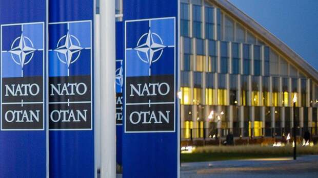 Постпреды стран НАТО подписали протоколы о присоединении Швеции и Финляндии