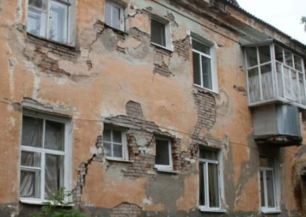 В ЛНР планируют переселить 496 граждан из ветхих домов. На программу выделено 1,2 миллиарда рублей В ЛНР планируют переселить 496 граждан из ветхих домов. На программу выделено 1,2 миллиарда рублей