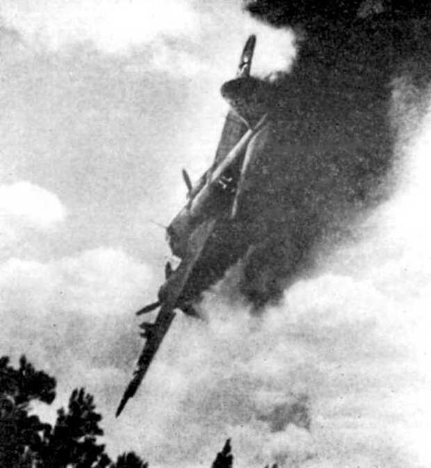 Подбитый самолёт врага стоил дорого. /Фото: history-doc.ru