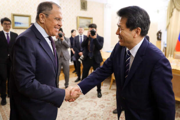 Спецпредставитель Китая прибыл в Россию и встретился с Сергеем Лавровым