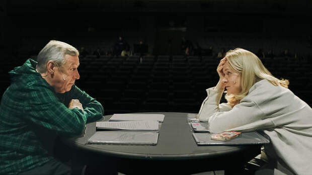 Ефремов репетирует первую роль после выхода из тюрьмы — в Сети появилось фото