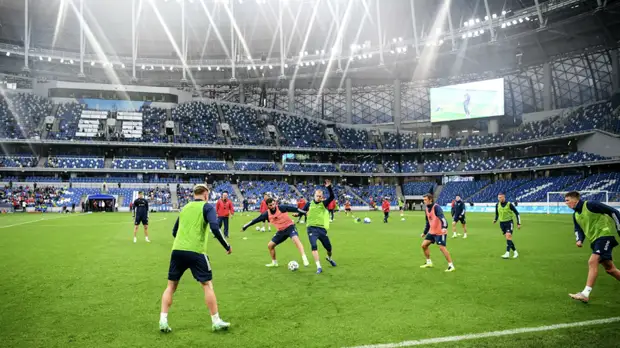 Евгеньев заявил, что не испытывал проблем с тем, чтобы влиться в тренировочный процесс сборной России