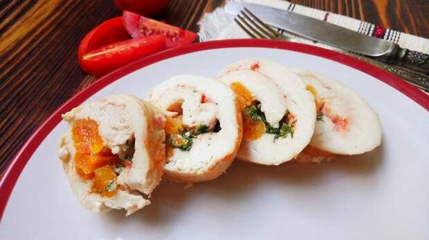 Куриный рулет с курагой в духовке Куриный рулет, Рулет из курицы, Рулет с курагой, Закуска, Видео