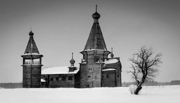Почему на русских церквях купола в форме луковиц