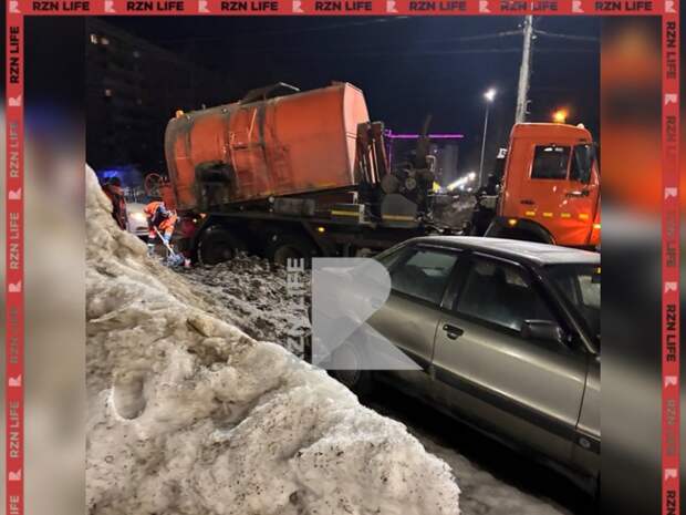 В Рязани «латали ямы» на улице Новосёлов