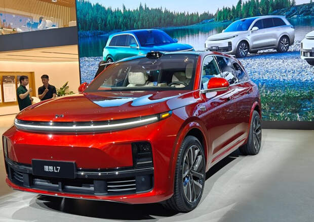 Первый чистый электромобиль Li Auto получит батарею Qilin от CATL. Выпустить 5 моделей BEV к 2025 году