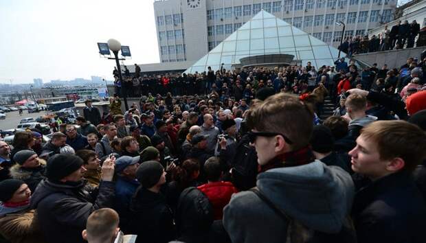 Акции против коррупции проходят по всей России