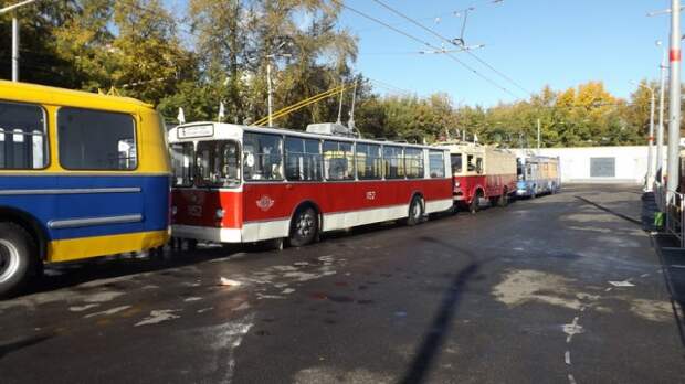 83 года московскому троллейбусу. Фоторепортаж
