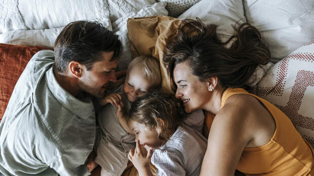 Исследование: главной нематериальной ценностью для россиян являются семья и дети