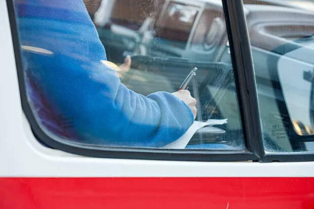 Эксперт РУДН объяснил, в каких случаях здоровым россиянам положен больничный