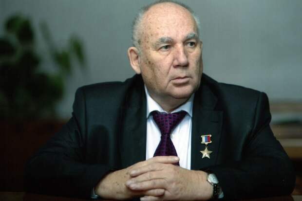 Умер разработчик систем залпового огня Николай Макаровец