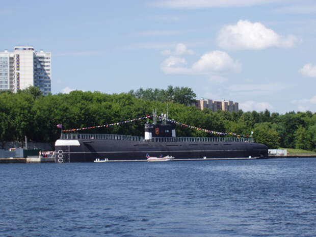 Большая дизельная подводная лодка Б-396 проекта 641Б